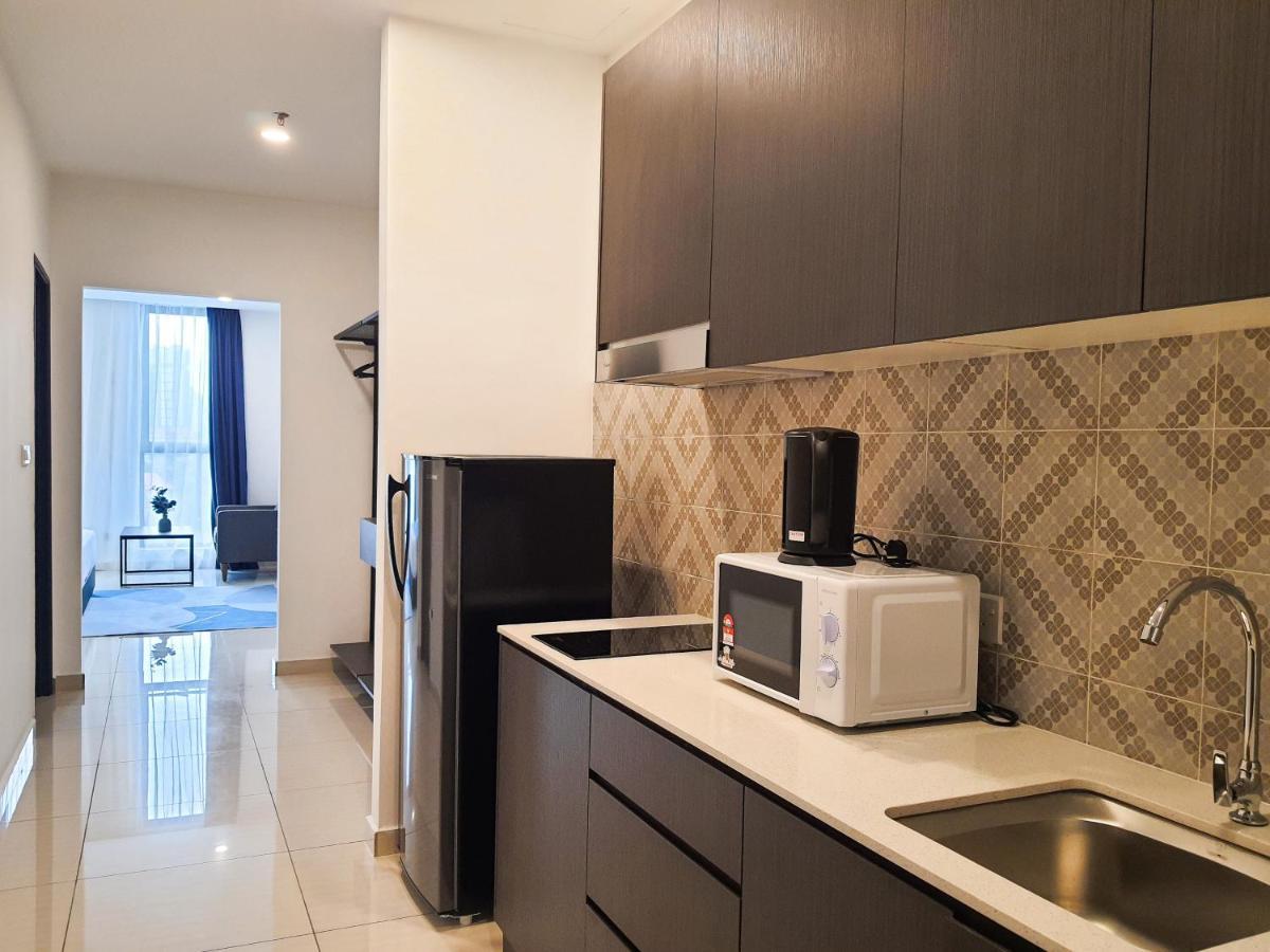 Ramada By Wyndham The Straits Apartment